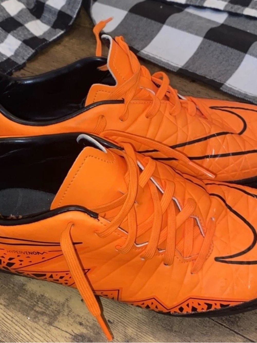 Men's Nike Hypervenom indoor Soccer size 7.5 US